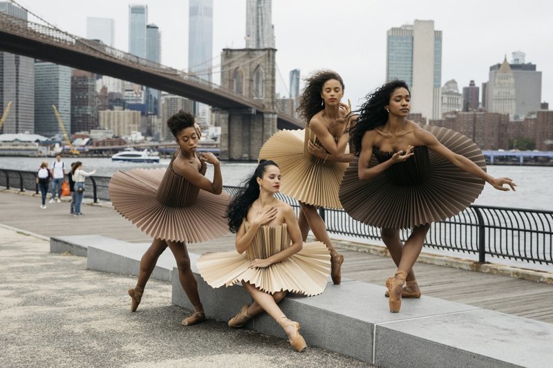Балерины в пачках из оригами в необычном фотопроекте под названием "Плие" (14 фото)