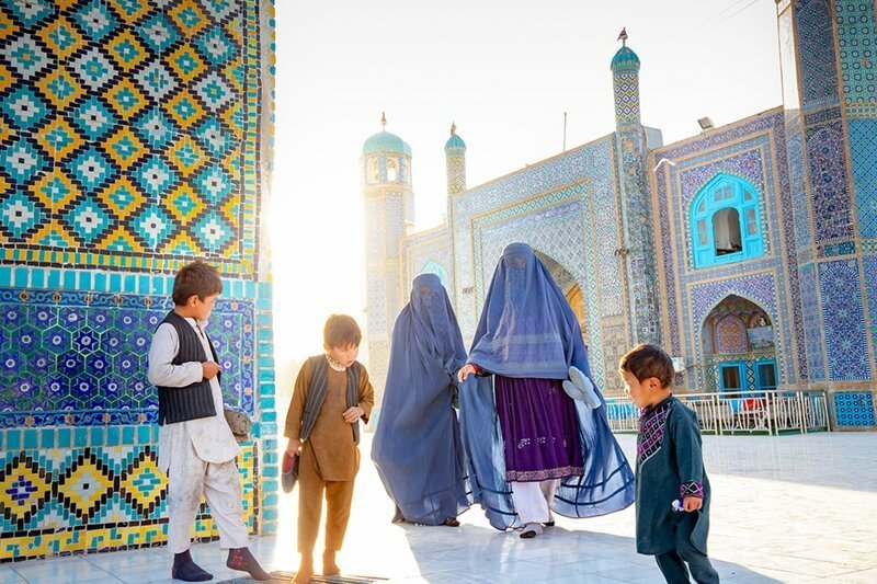 Фотограф из Голландии ломает стереотипы и показывает, как на самом деле живут люди в Афганистане (25 фото)